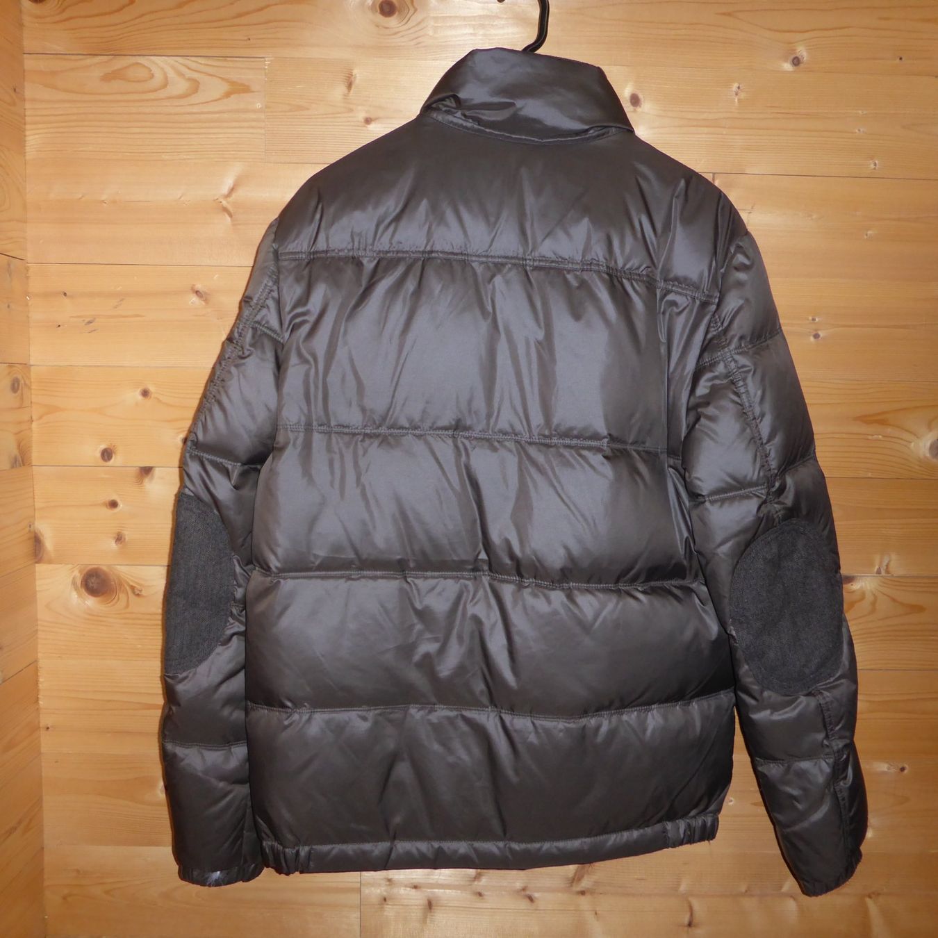Guess Giacche: Daunenjacke GUESS, Gr. M – Usato da St.Gallen venduto da regenbogen5 2