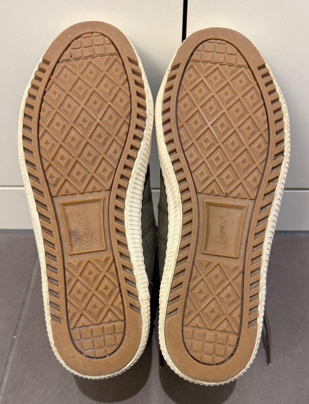 Scarpe da donna: Winter Schuhe von Venice - Grösse 39 – Nuovo (secondo la descrizione) da Altdorf UR venduto da Mini037 5
