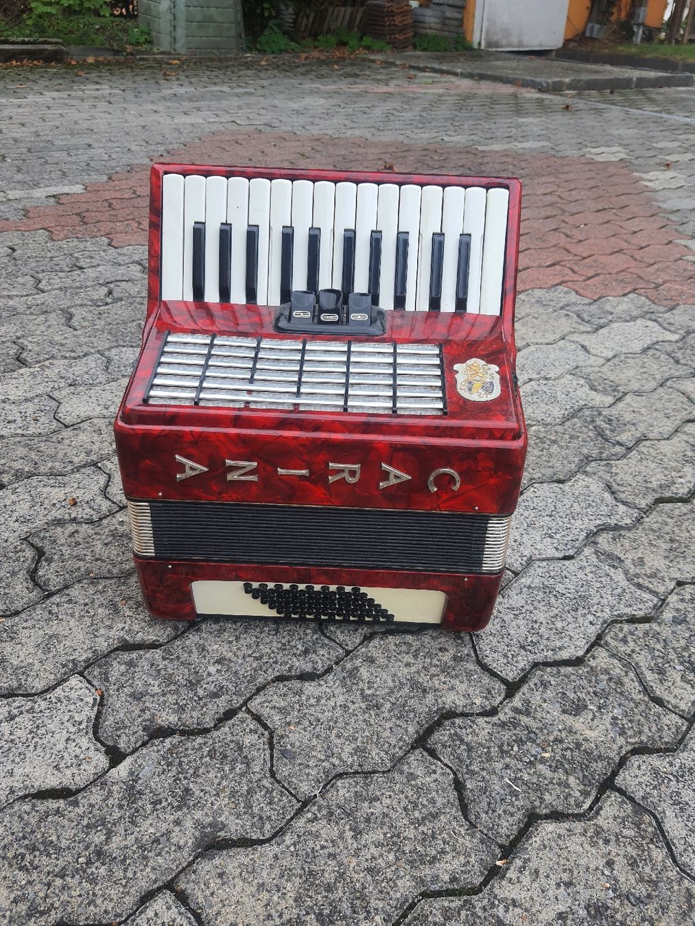 Strumenti musicali: accordéon à piano  – Usato da Pont-de-la-Morge venduto da Mirabelle0
