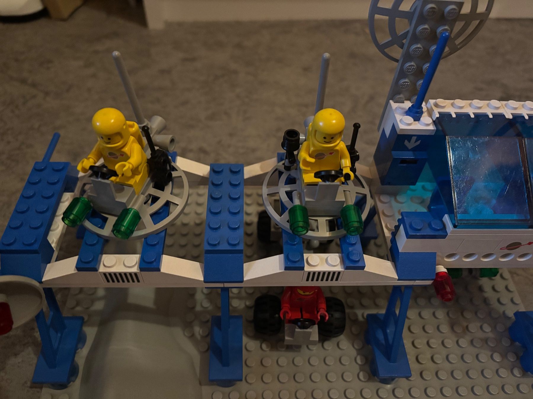 Lego Giocattoli: Lego 6930 Space Supply Station – Usato da Mamishaus venduto da Legofan78 1