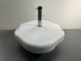 Fahrb. Sonnenschirm Ständer ca. 50x50x43cmH befüllt ab 1.-