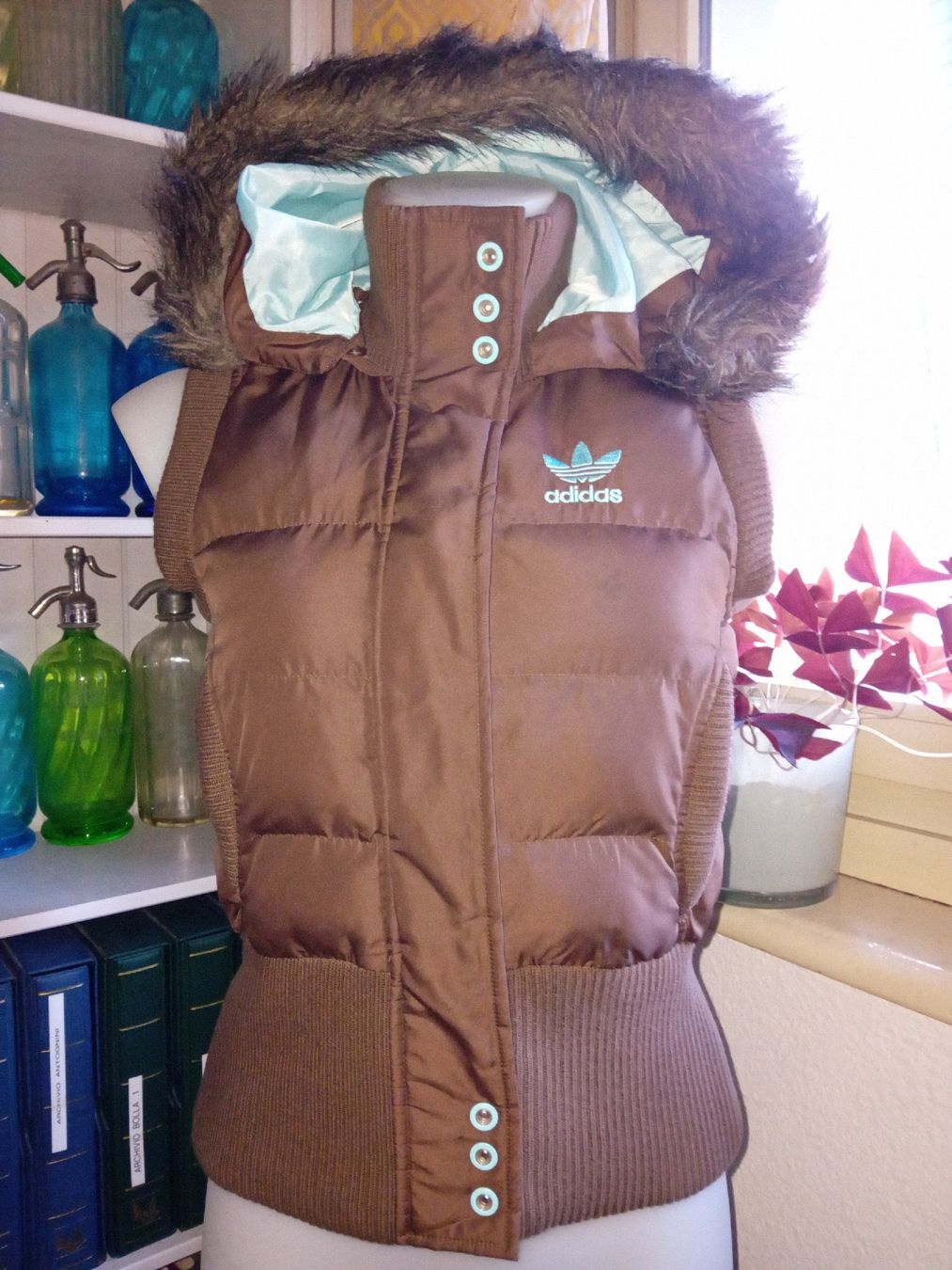 Adidas Gilet & Giacche senza maniche: gilet ADIDAS imbottito – Usato da Biasca venduto da Old_6blh