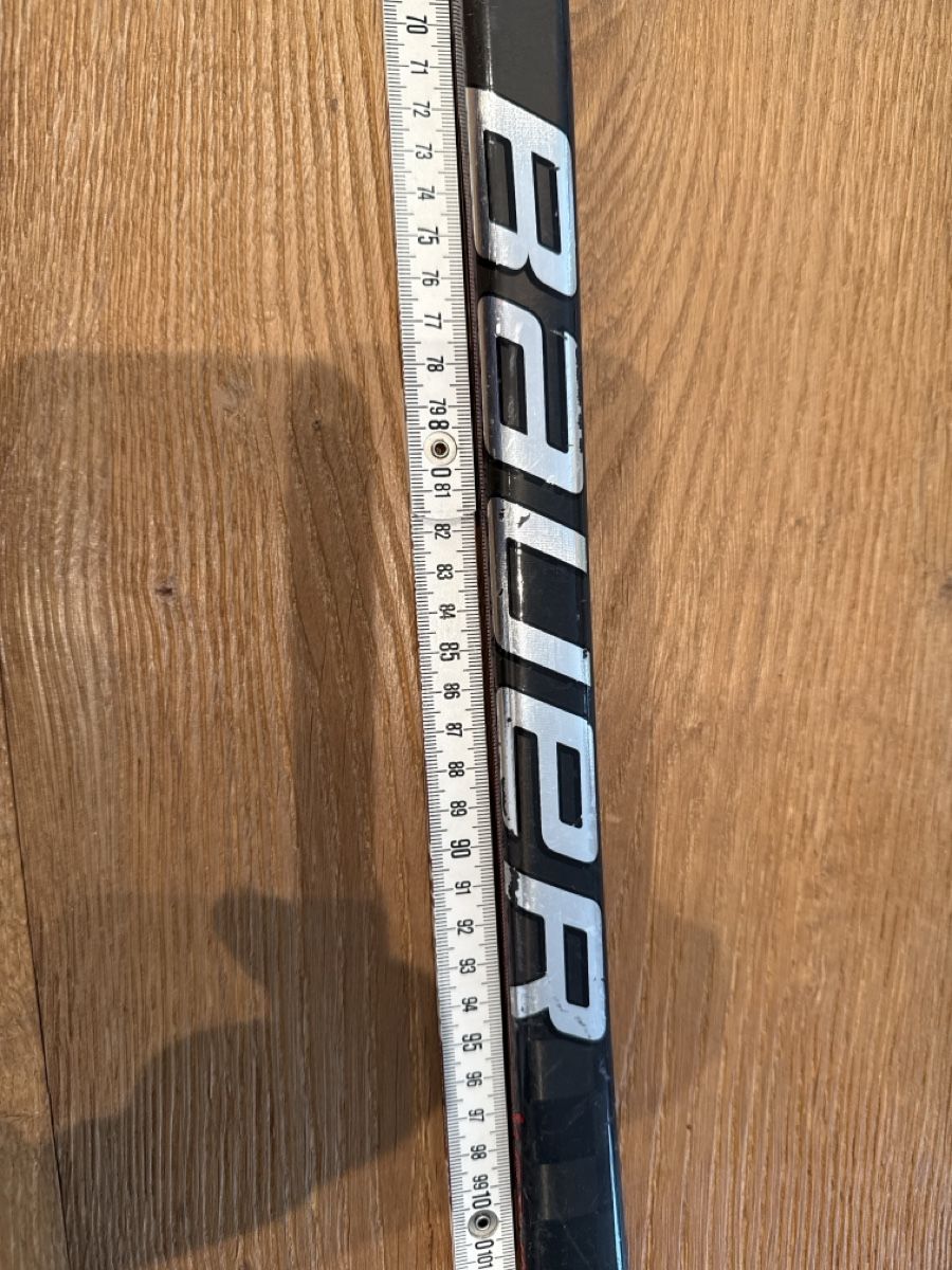 Bauer Stöcke & Schaufeln: Eishockeyschläger Bauer Vapor Hyperlite 2 Flex 53 gebraucht – Gebraucht aus Meilen von Lanciay2026 5
