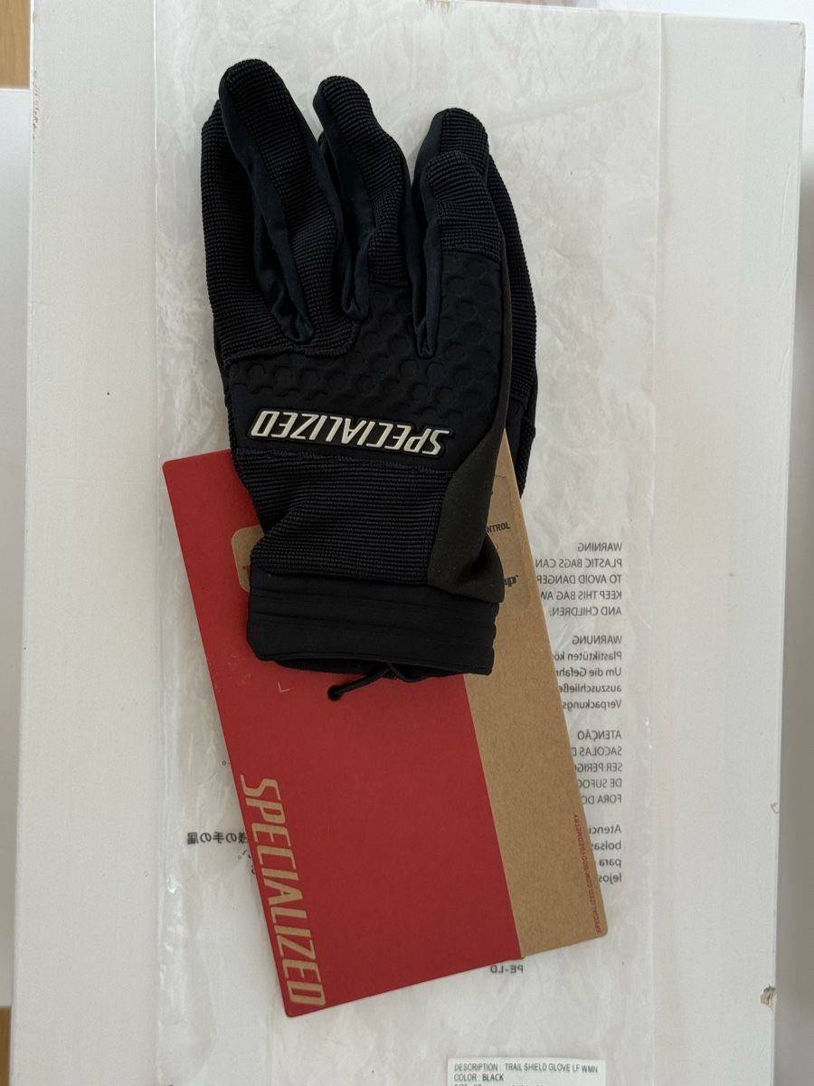 Guanti & manicotti: Specialized Trail Shield Glove, XS, NEW – Nuovo e nell'imballaggio originale da Zürich venduto da ljjud