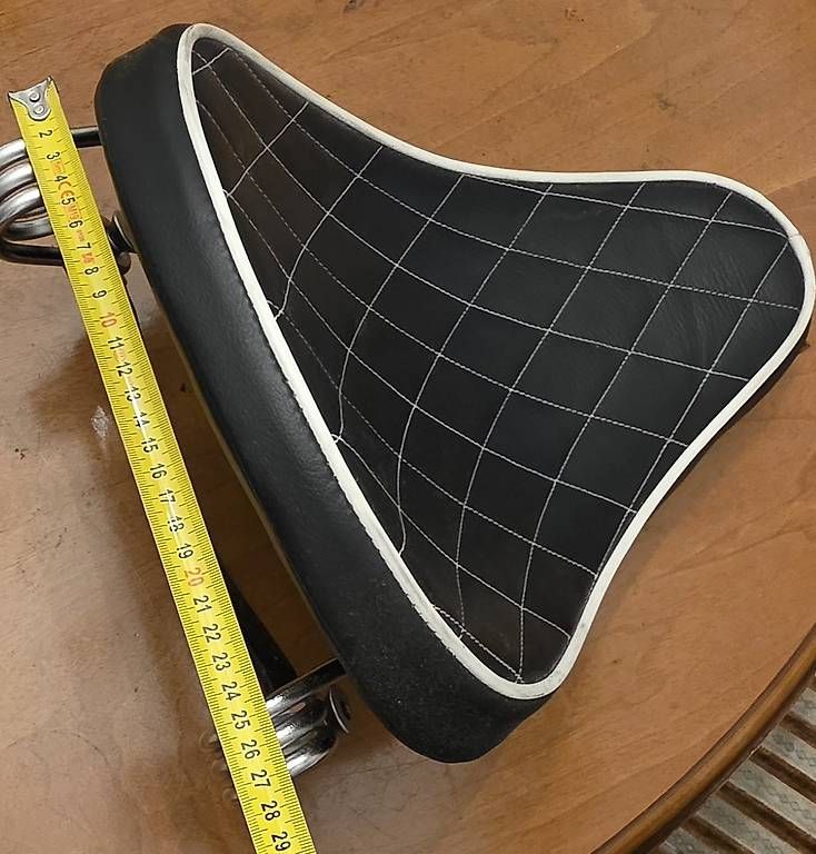 Tutti i ricambio per moto: Harley Davidson Solo Seat – Usato da Bern venduto da GS_VS1 3