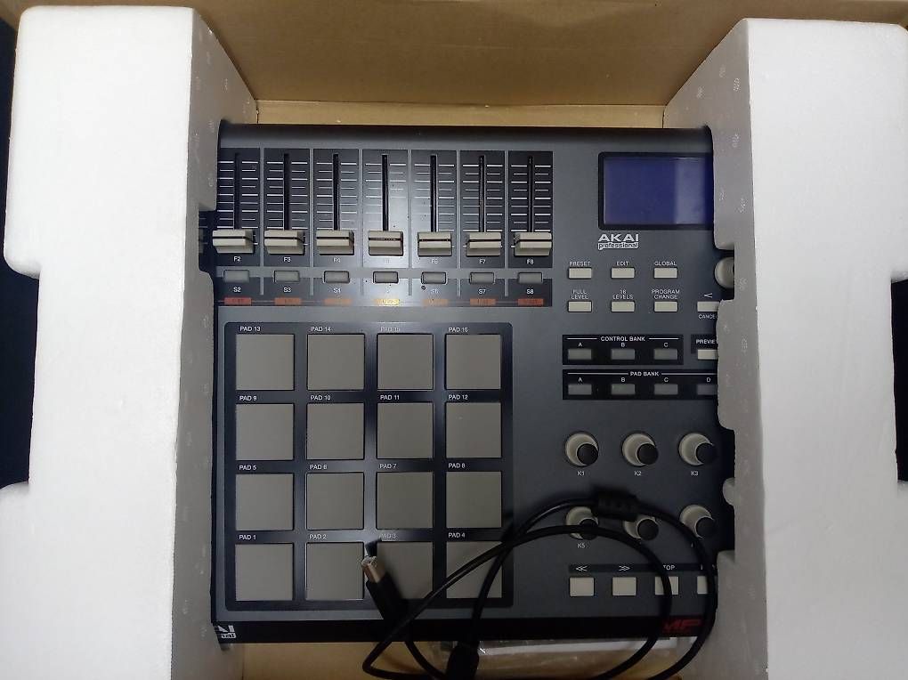 Akai Musikinstrumente: Akai MPD32 – Gebraucht aus Bad Ragaz von wie_2xls 2