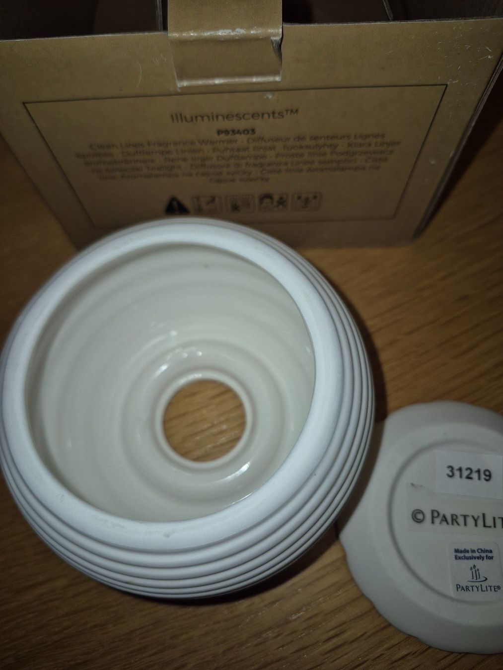 Partylite Duftöldiffusoren: Partylite Duftlampe Linien – Neu (gemäss Beschreibung) aus Buttikon SZ von sefa02 2