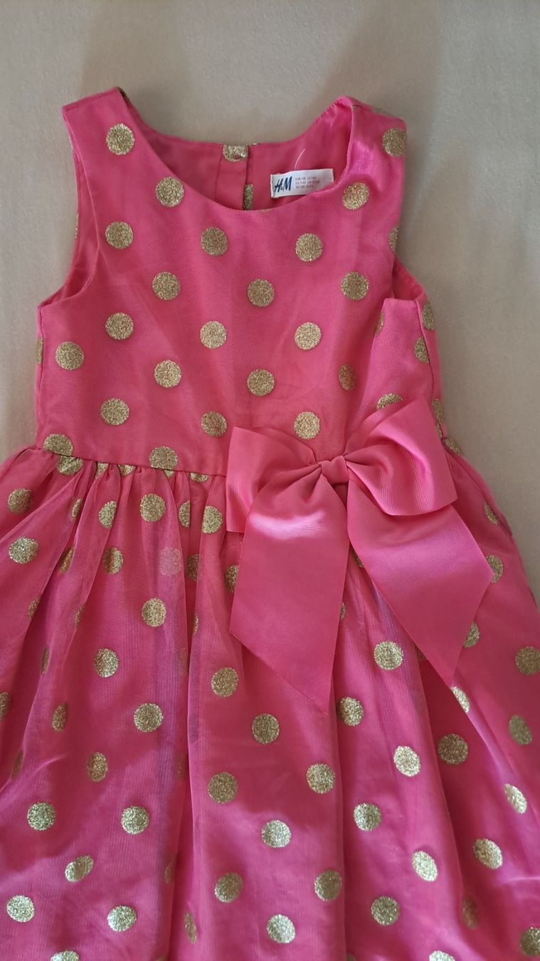 H&M Vestiti & Gonne: Festkleid von H&M Grösse 128 – Usato da Staufen venduto da mencel 1