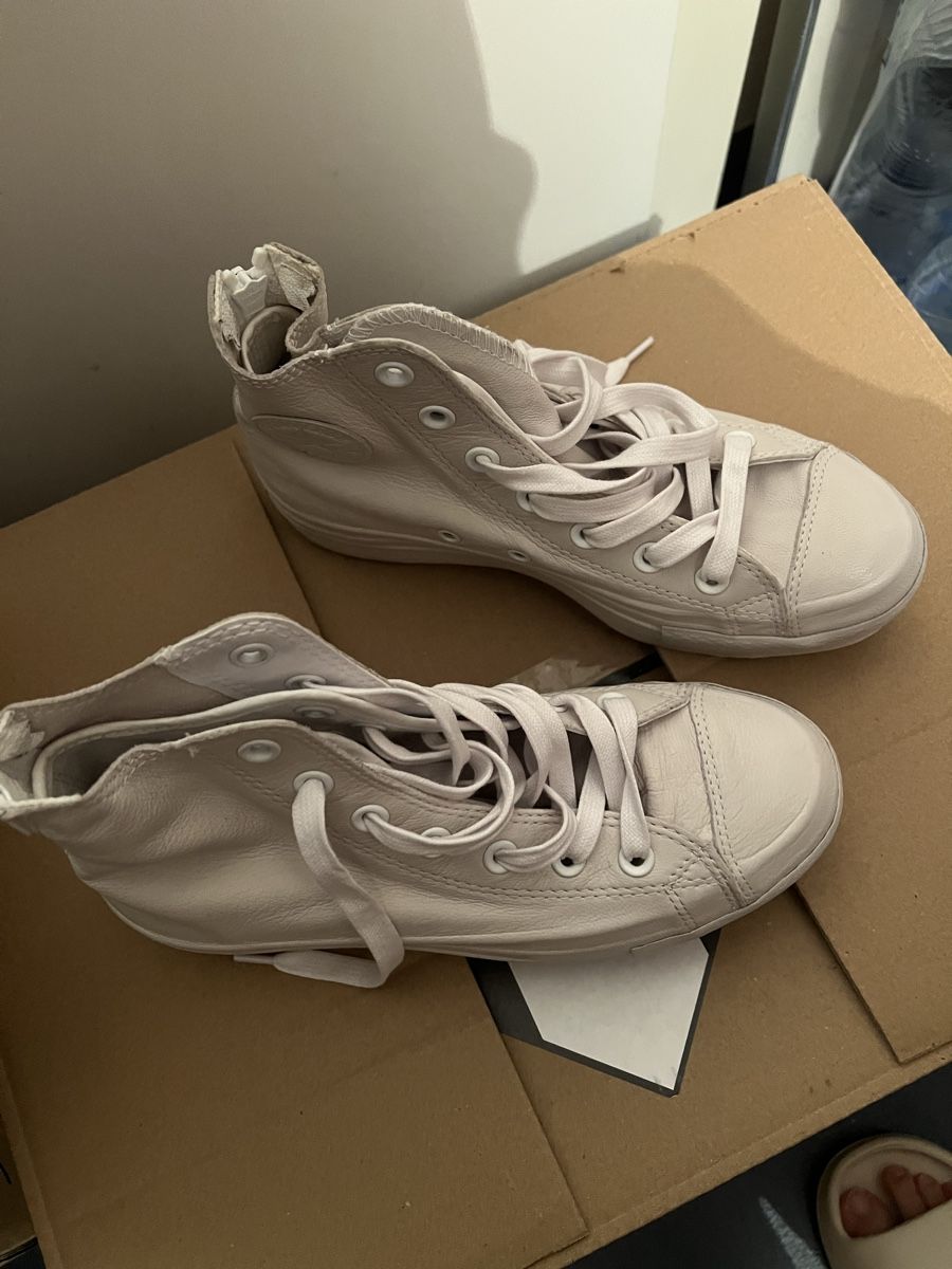 Converse Damenschuhe: Converse Chuck Taylor All Star Leder Grösse 37 – Gebraucht aus Bettlach von Tradenet100 2