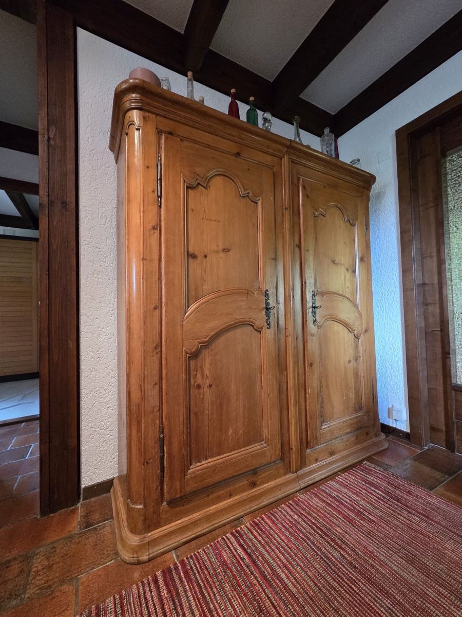 Armadi: Armoire bernoise – Usato da Denges venduto da rdd_2nts