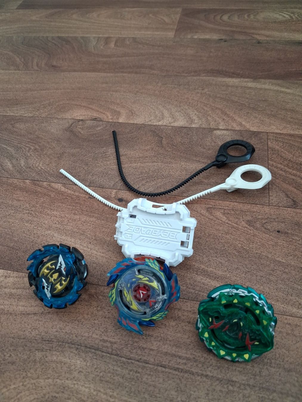 Giocattoli: Beyblades, 3 Stück – Usato da Bronschhofen venduto da ClauBern