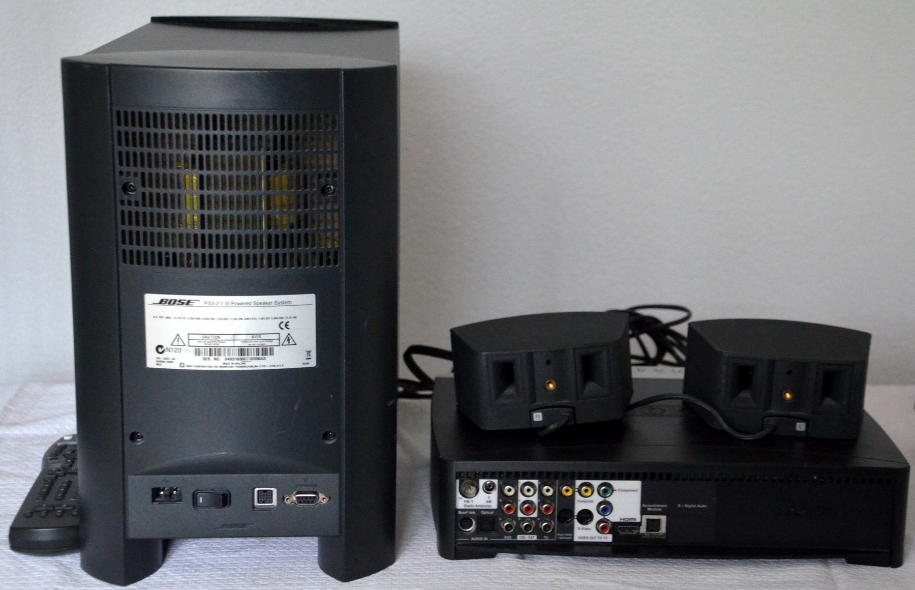 Bose Heimkino: Bose AV3-2-1III Media center PS3-2-1 Powered Speaker System – Gebraucht aus Collonges von arashee 2