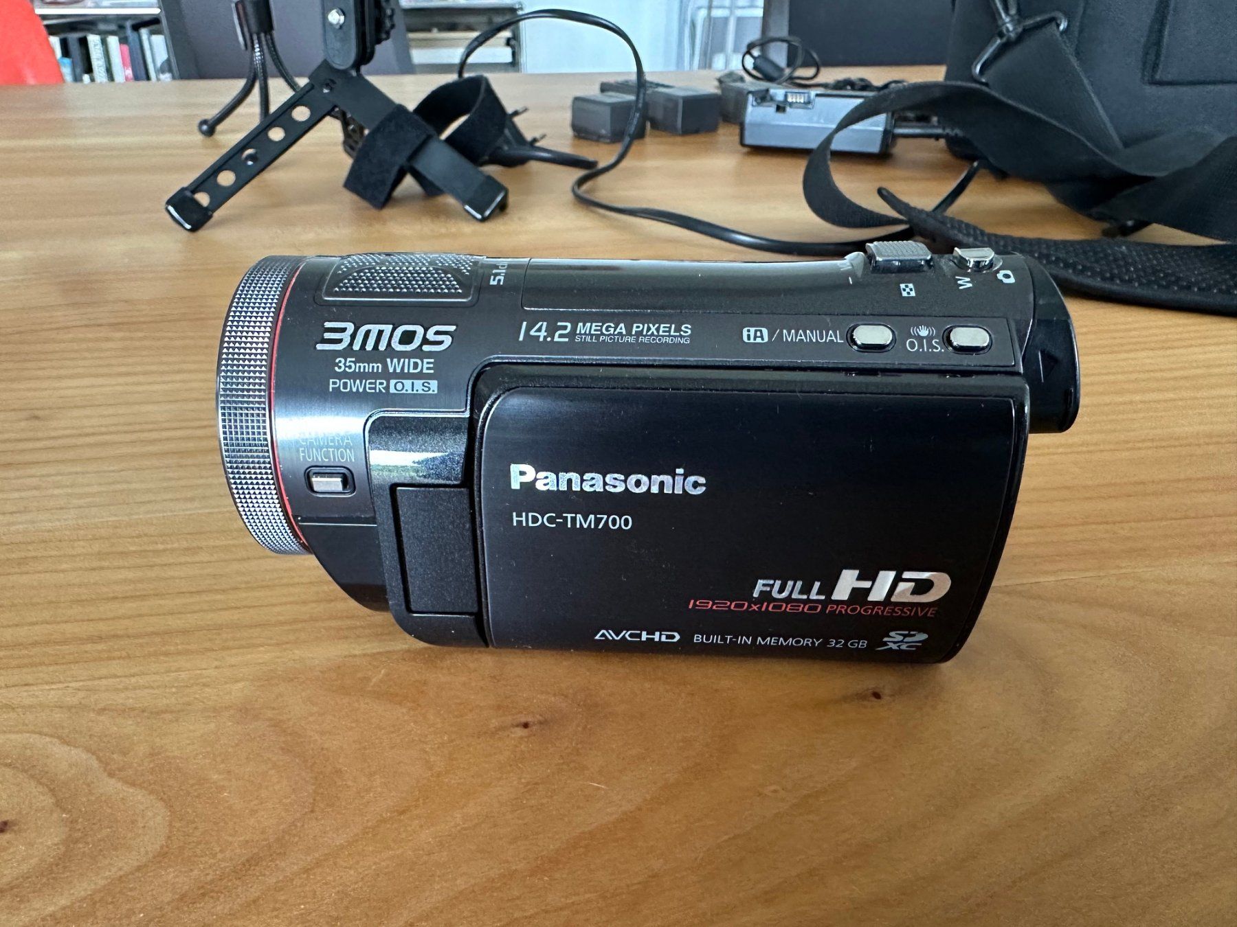 Panasonic Videocamere: Panasonic HDC-TM700 – Usato da Wetzikon venduto da Fritz56