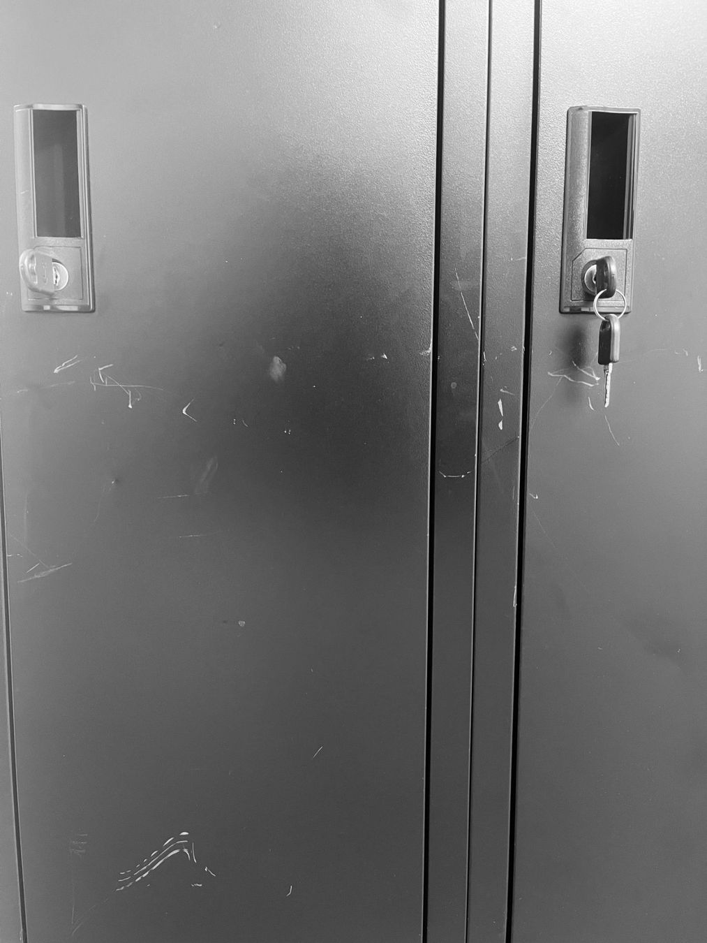 Armadi: Garderobe / Spind / Locker aus Stahl – Usato da Basel venduto da Agnino_Pdz 8