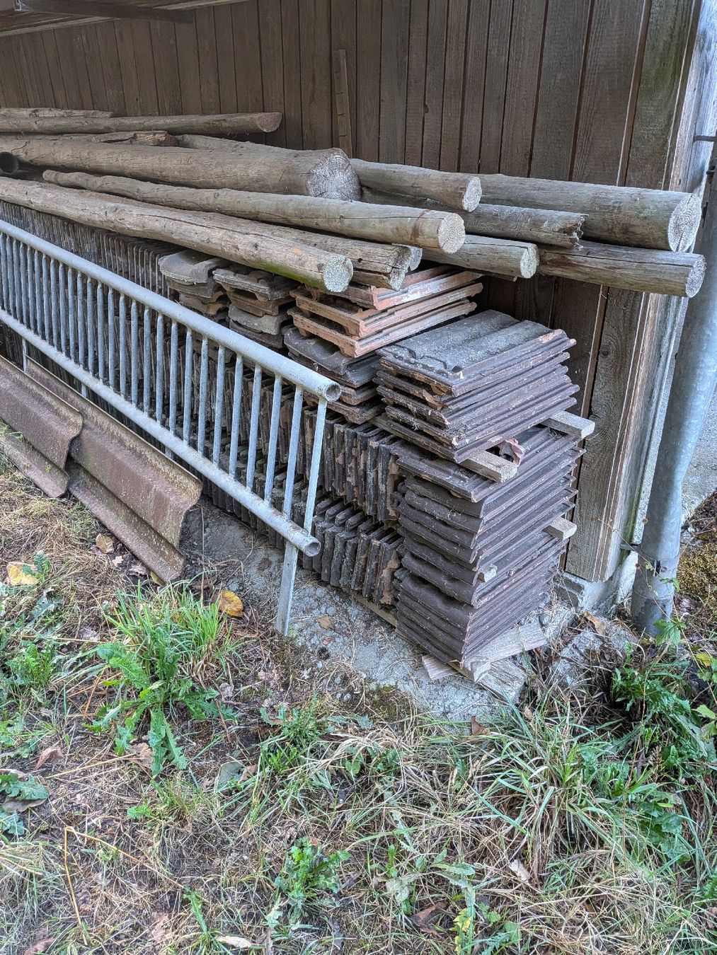 Servierplatten: Dachziegel – Gebraucht aus Knutwil von StaffelbachJ 1