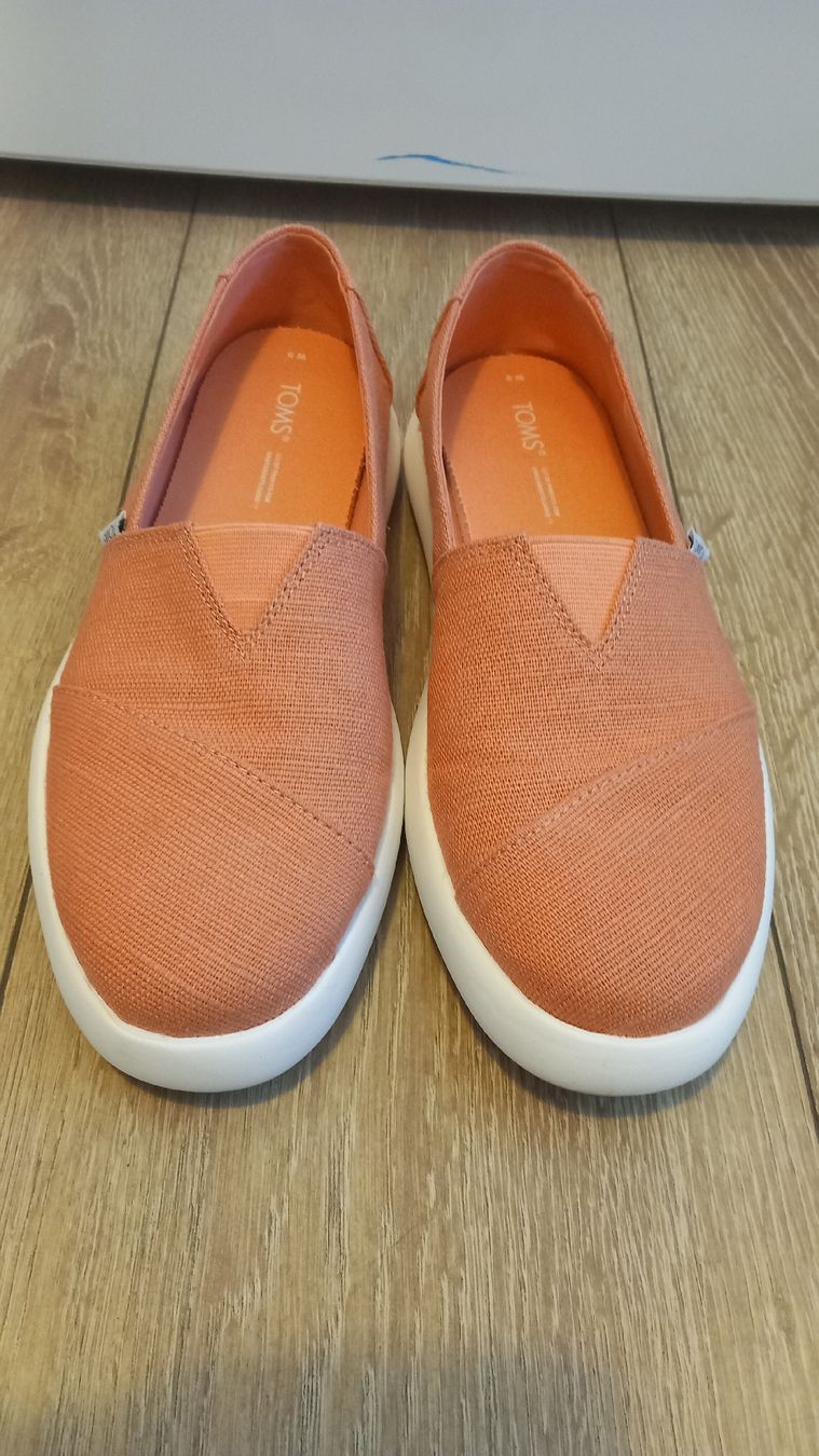 Chaussures femmes: Sommerschuhe 40, Toms – Neuf (Voir description) à Rorbas par siramad 1