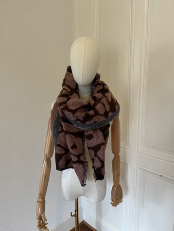 Zara Accessories Scarf, Leopard Print, Fall Fashion!