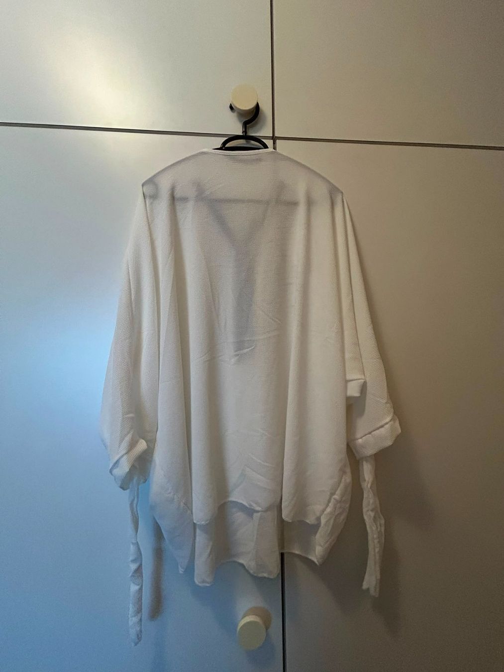 Blusen: Camicetta bianca tg.XL misto viscosa – Gebraucht aus Melano von H-Sara 1