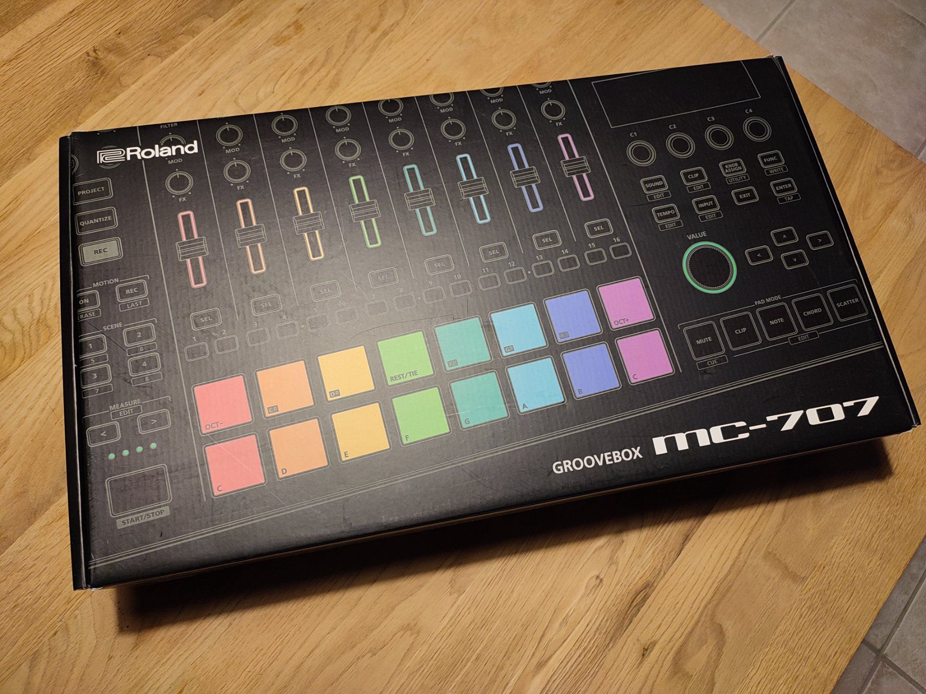 Roland Strumenti musicali: Roland MC-707 Groovebox – Usato da Felben-Wellhausen venduto da Phattpat 3