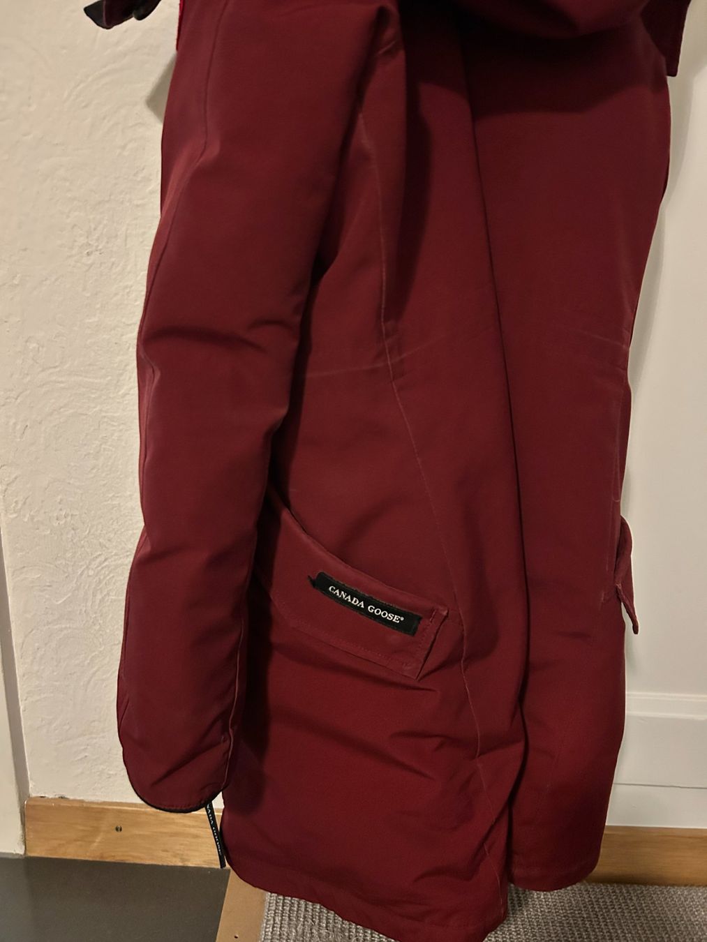 Canada Goose Cappotti: Canada Goose Winterparka Damen Grösse SP – Usato da Bern venduto da ewi21 2