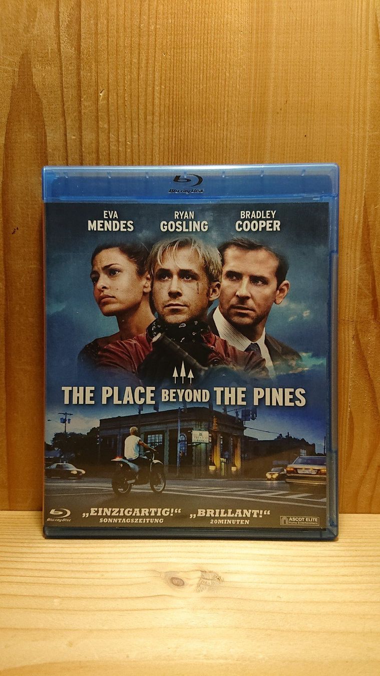 Tutti i DVDs: THE PLACE BEYOND THE PINES Blu-Ray mit Ryan Gosling – Usato da Wilderswil venduto da Exebub