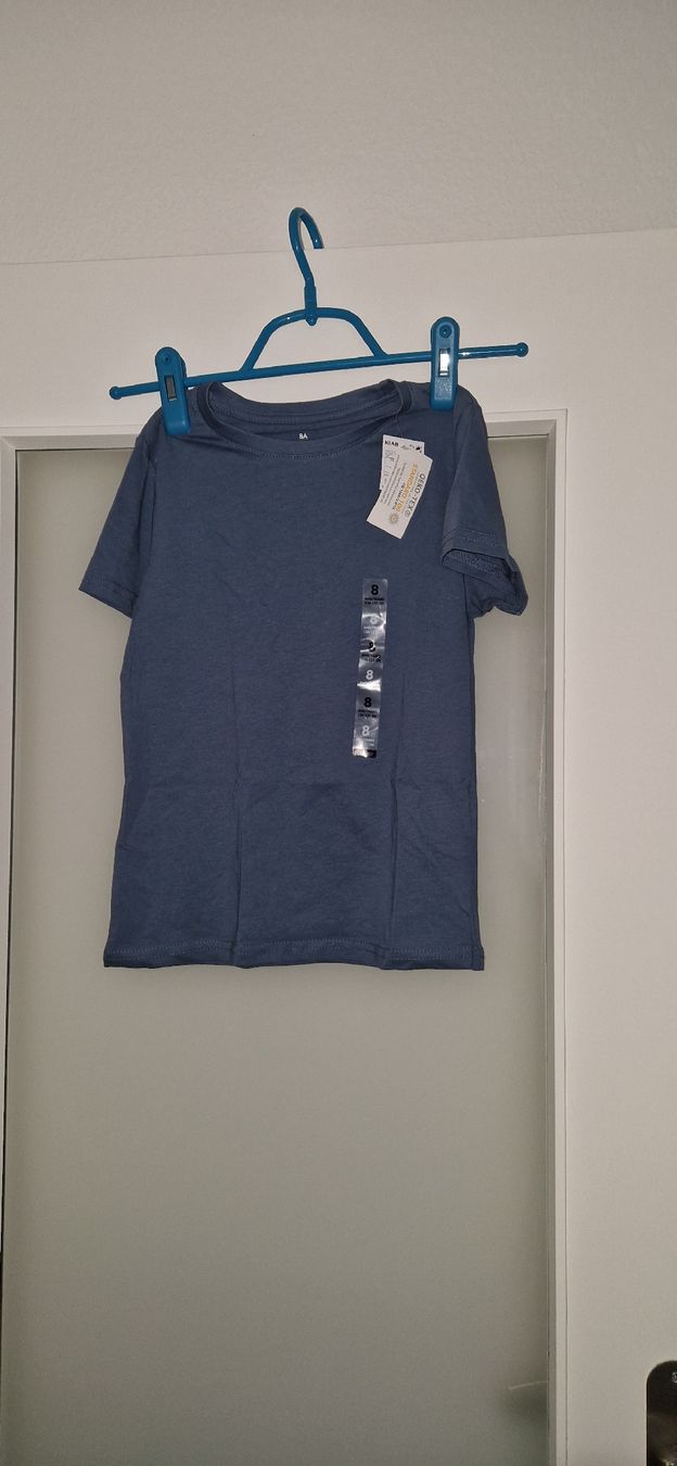 Hemden, T-Shirts & Polos: tshirt Grandeur 6 ans – Neu und originalverpackt aus Couvet von Pioune