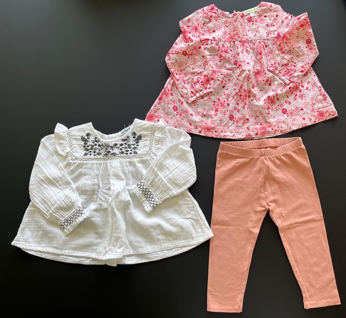 Zara Kleiderpakete & -sets: Girls Outfit Bundle 24 Months – Gebraucht aus Wilen b. Wollerau von seb_s6jm 2