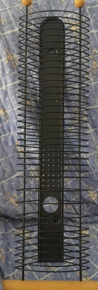 Racks & Ständer: Porta CD in metallo e legno – Gebraucht aus Carena von bdi_dz9m