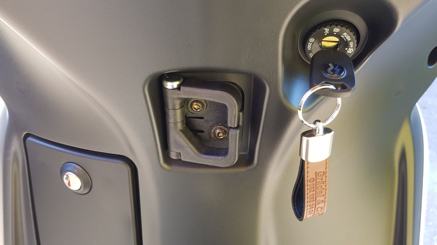 Veicoli elettrici: Elektroroller RAY 7.7 Schnäpchen! – Usato da Huttwil venduto da gropsuhu 6