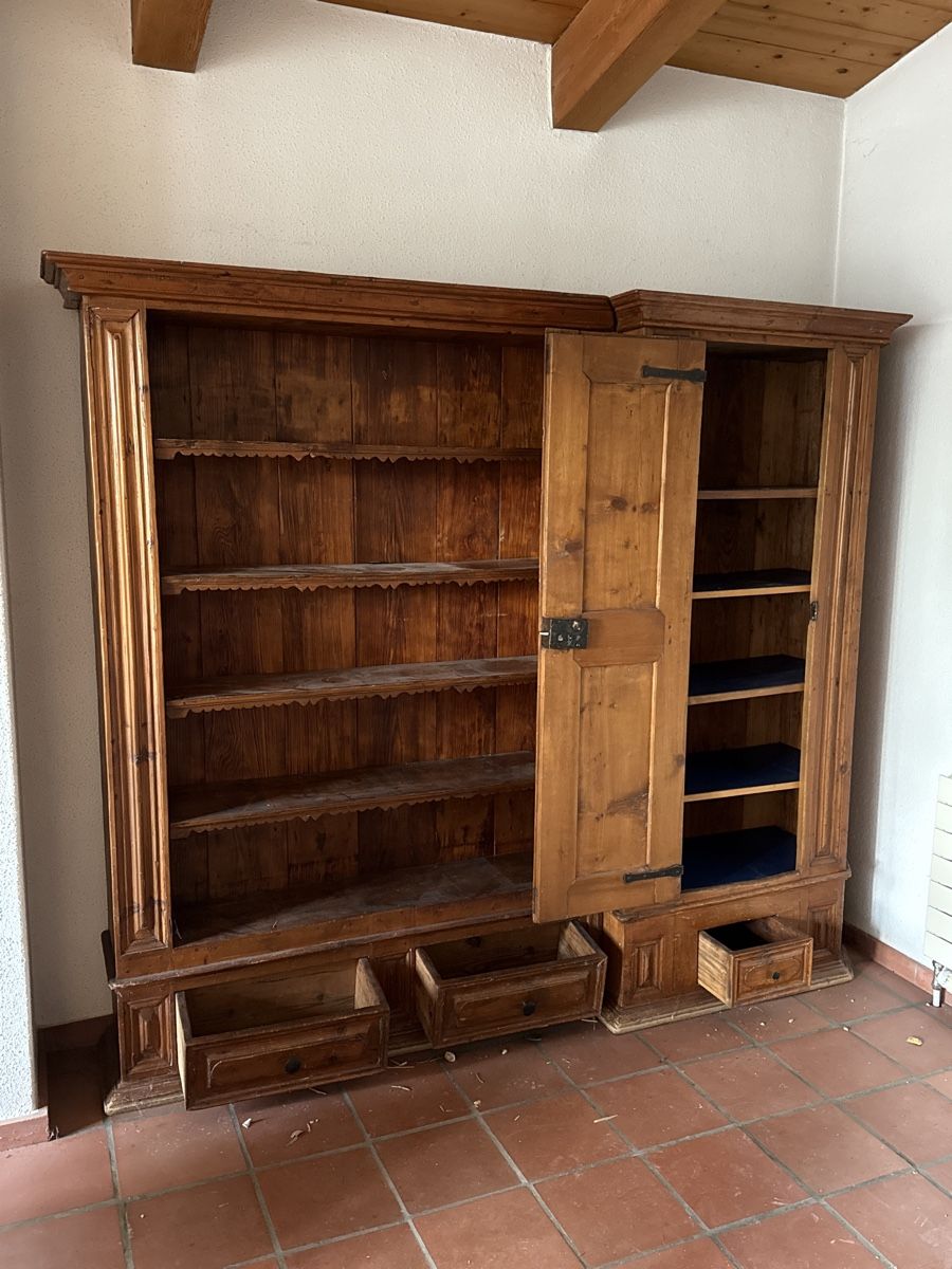 Armadi: Alter Schrank – Usato da Binningen venduto da Bebbi28 1