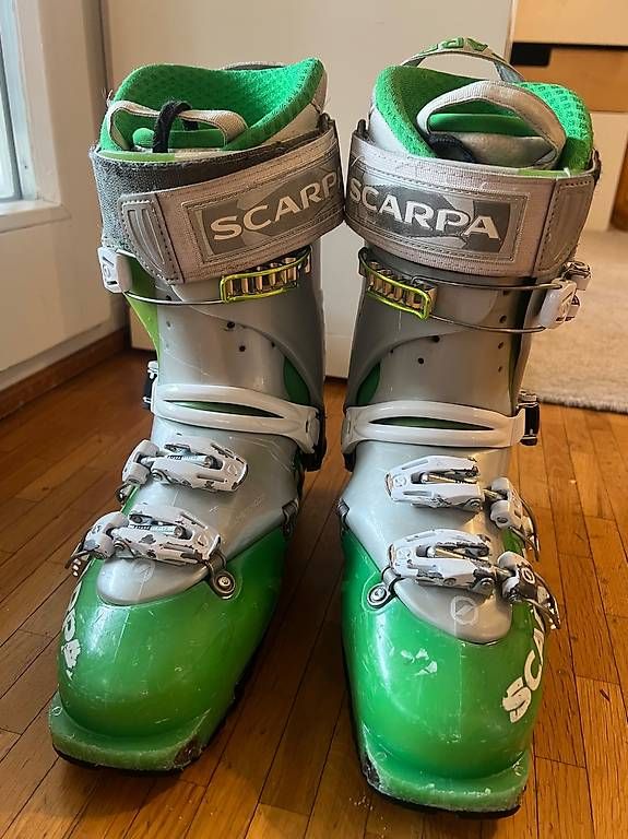 Scarpe da donna: Skitouren Schuh Damen Scarpa Gea – Usato da Adliswil venduto da Elyaque2005