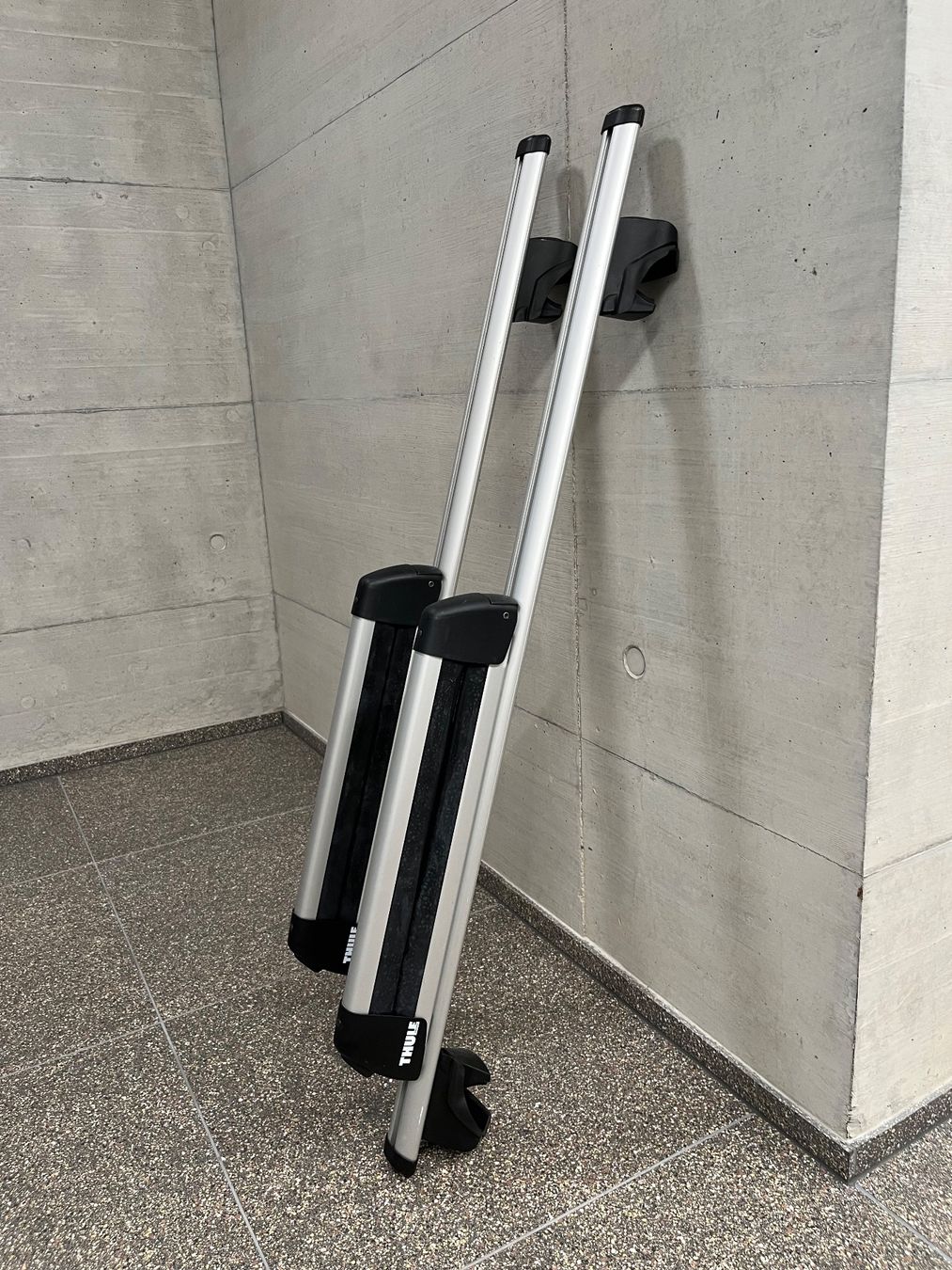 Thule Dachträger: Thule Universal Dachträger mit Zubehör – Gebraucht aus jona von ollea