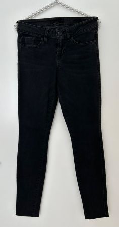 GUESS Jeans Gr. 28(Gr.M) neuwertig,stretch
