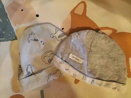 lot bonnets bébé 0-6 mois