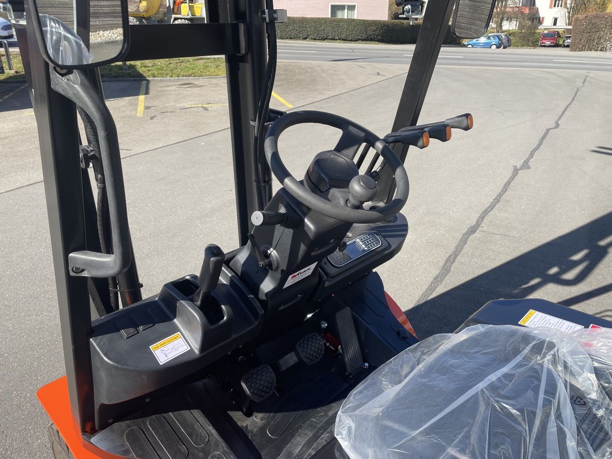 Diesel Carrelli elevatori e a forche: 2.5t Diesel Stapler mit Yanmar Motor – Nuovo (secondo la descrizione) da Malters venduto da cha_cy92 6