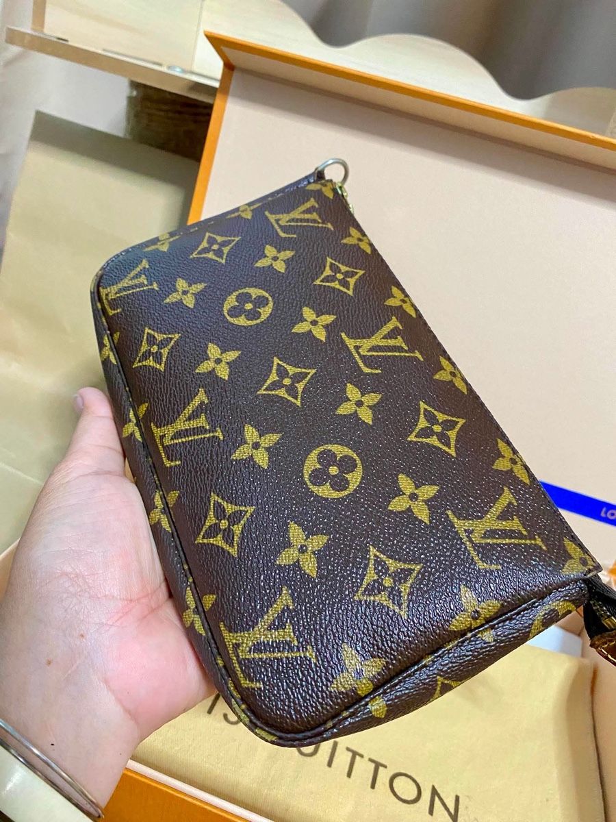 Louis Vuitton Taschen für Damen: Louis Vuitton Pochette Monogram Y 1999 – Gebraucht aus Widnau von Pukpan_99 1