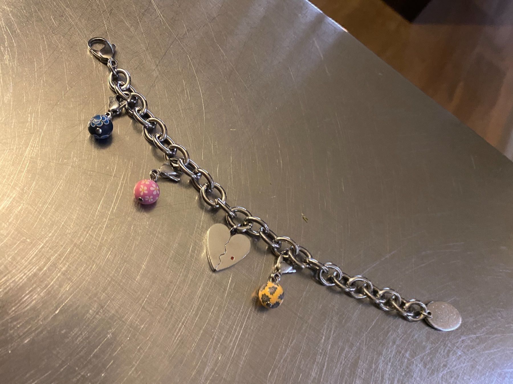 Swatch Bracciali & Braccialetti: Bracelet Swatch – Usato da St-Blaise venduto da Zaza.of.marseille 1