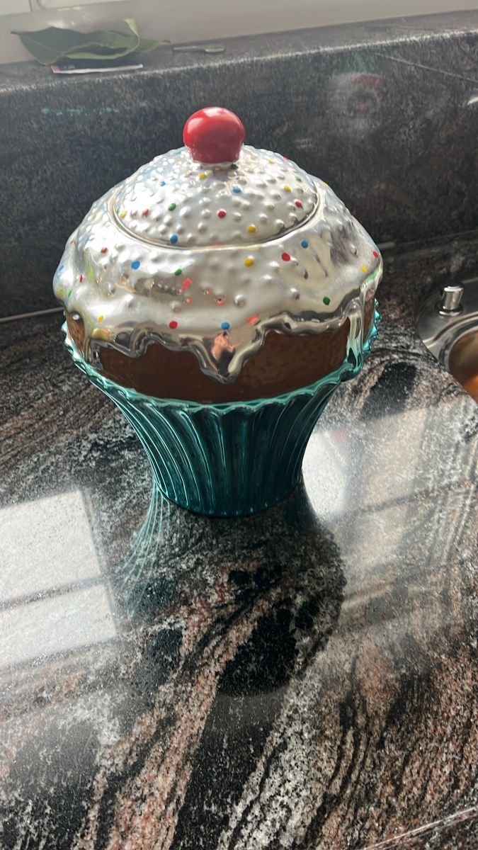 Tutte le decorazioni: Keramik Cupcake Dose – Usato da Seuzach venduto da 1Tazzinarossa