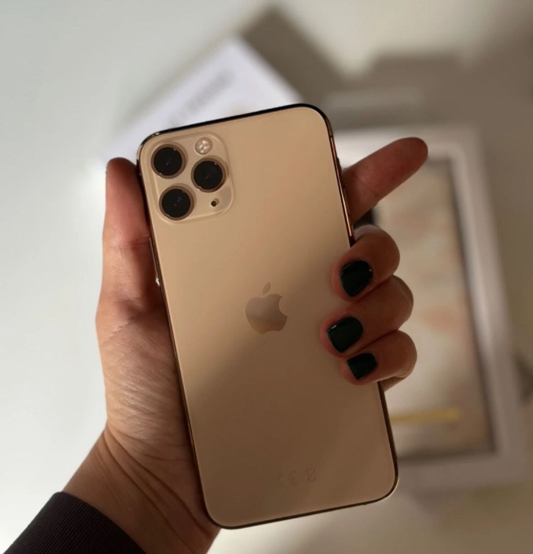 Apple Handys / Smartphones: iPhone 11 Pro 64GB Excellent Condition 92% battery – Gebraucht aus Luzern von Waince786 2