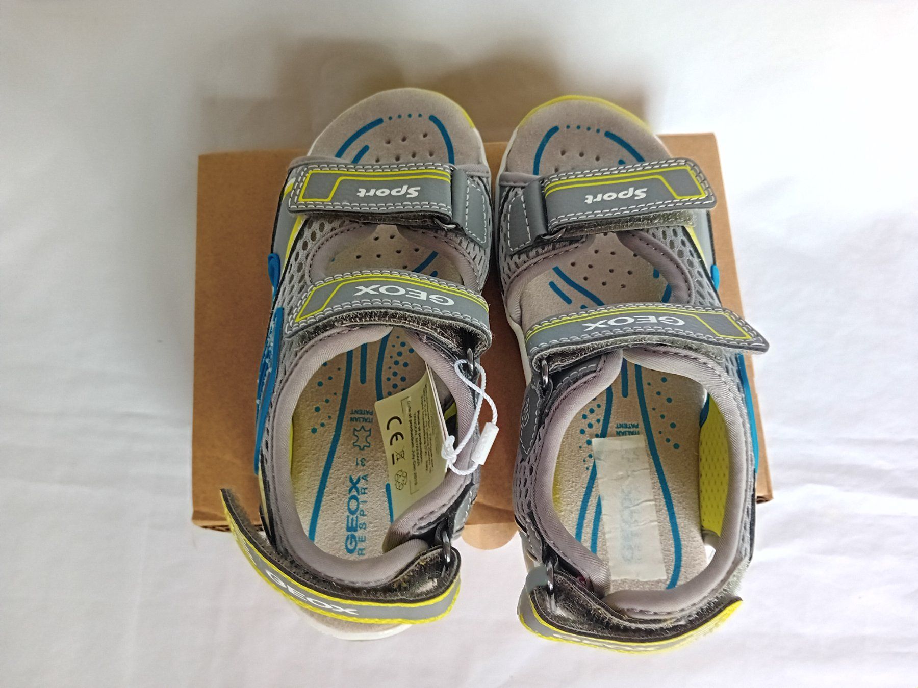 Geox Scarpe per ragazzi: Geox Sandale Android mit Blinkender Sohle Gr.34 Grau Neu – Nuovo (secondo la descrizione) da Schweizersholz venduto da freyle1 3