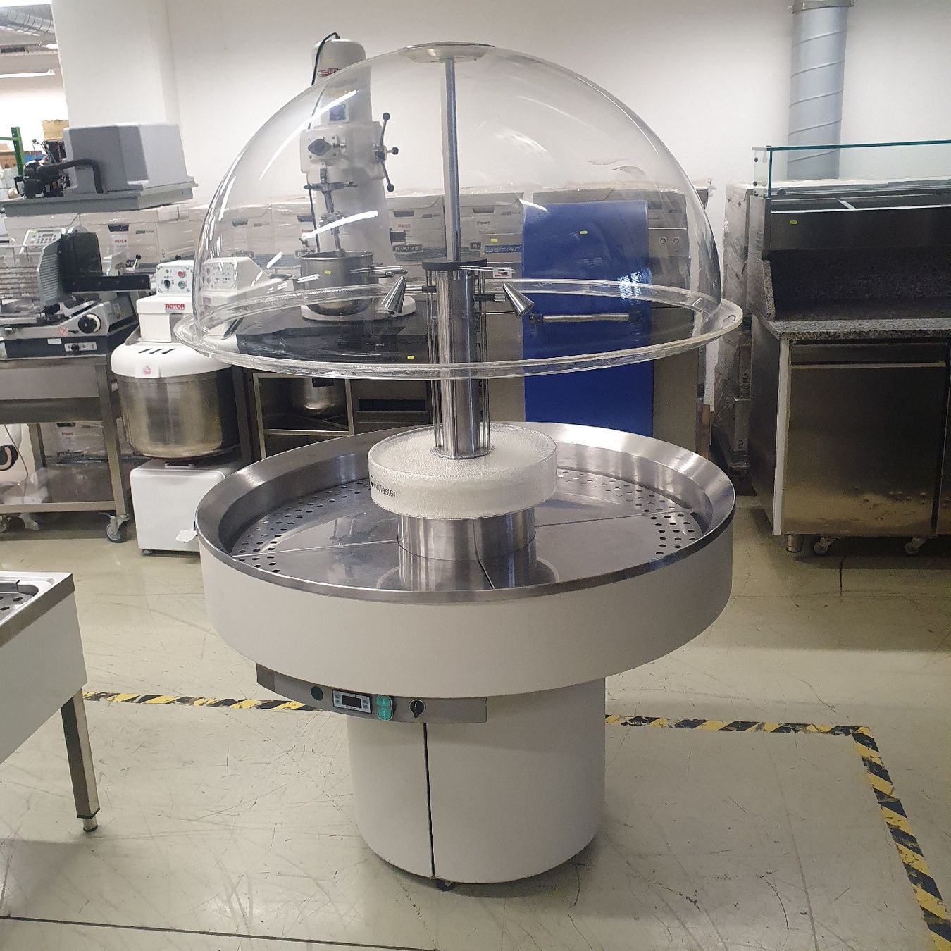 Elettrodomestici da cucina: Gastro kühlvitrine – Usato da Niederwangen BE venduto da HasGastrobedarf 6
