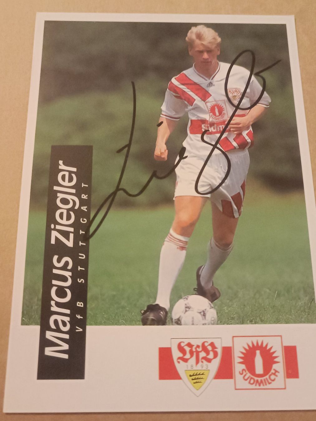 Autografi: Marcus Ziegler - VfB Stuttgart - Handsigniert – Usato da Menziken venduto da Artographs