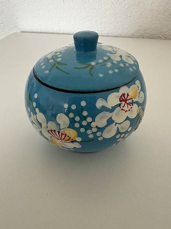 Autres décorations & accessoires: Lackdose blau – D'occasion à Bachenbülach par Niceyes