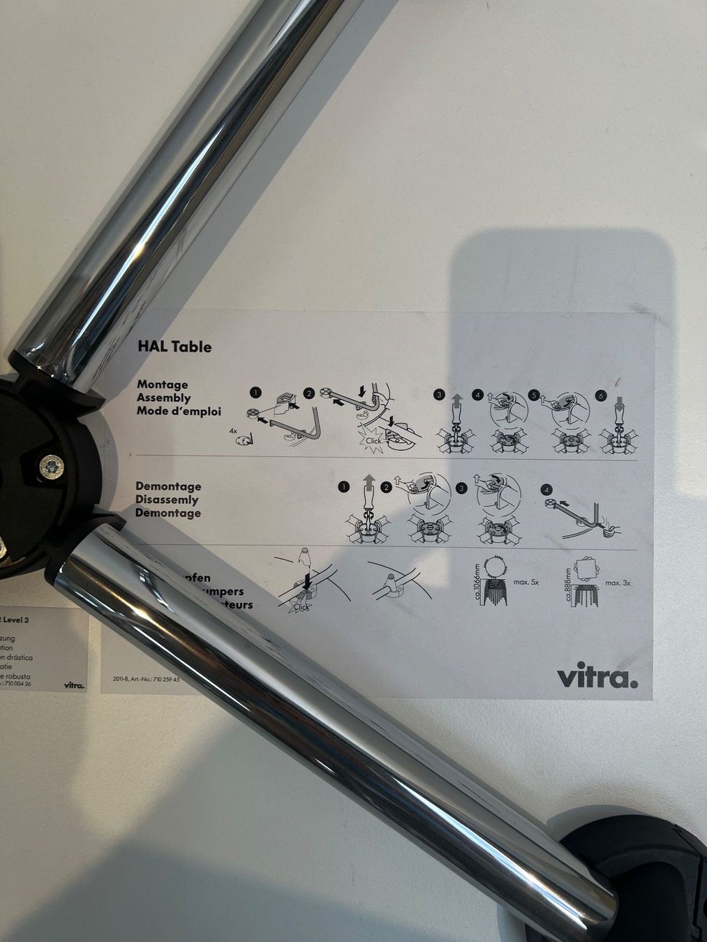 Vitra Tische: 003 VITRA Hal Designertisch – Gebraucht aus Wangen an der Aare von TBYN 6