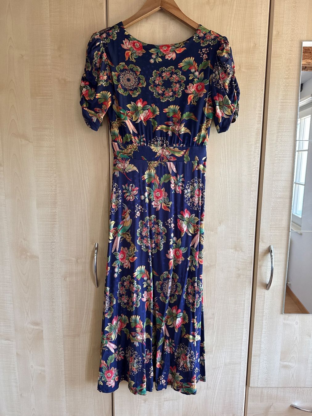 Desigual Kleider: Elegantes Kleid von Desigual, S – Gebraucht aus Schaffhausen von Minzli380 2