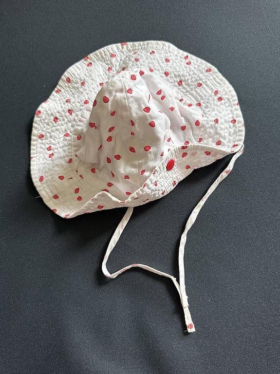 Berretti & Sciarpe: Sonnenhut Baby GR. 86 – Usato da Zürich venduto da Soschi-25