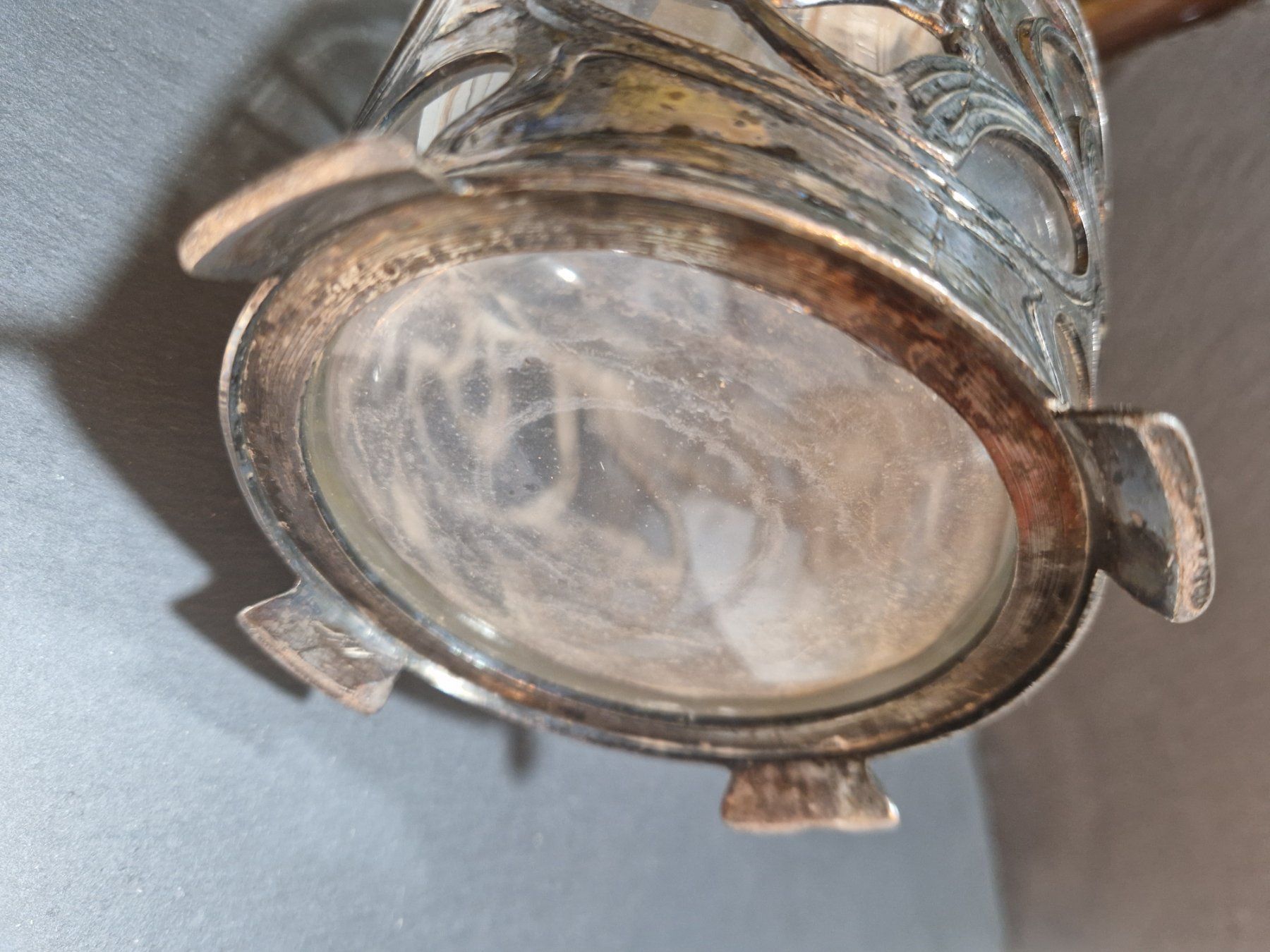 Caraffe: Karaffe Glas mit Metallmontur – Usato da Winterthur venduto da Sadega 7