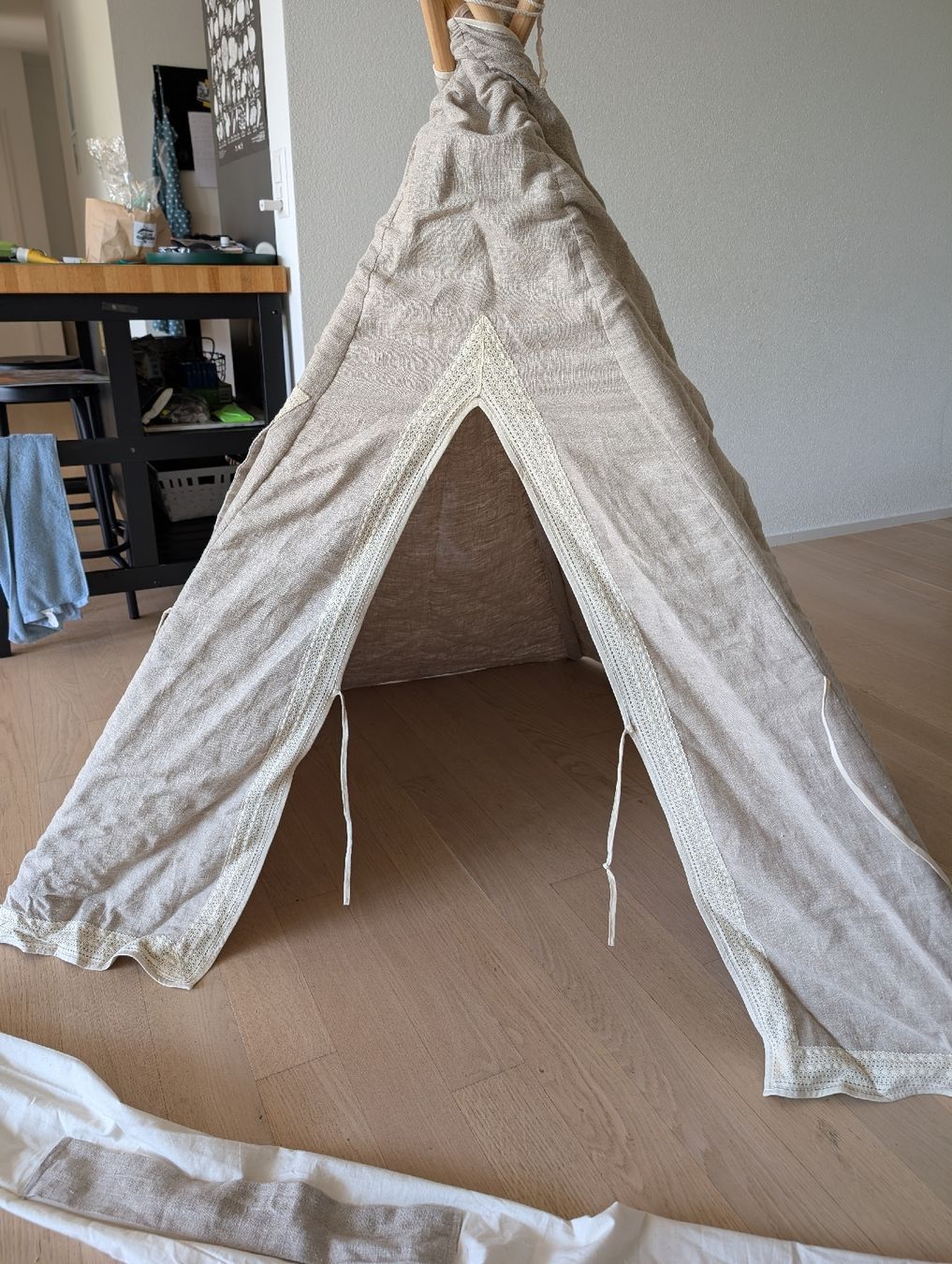 Giocattoli: Zelt Tipi Indoor. – Usato da Solothurn venduto da Smfr