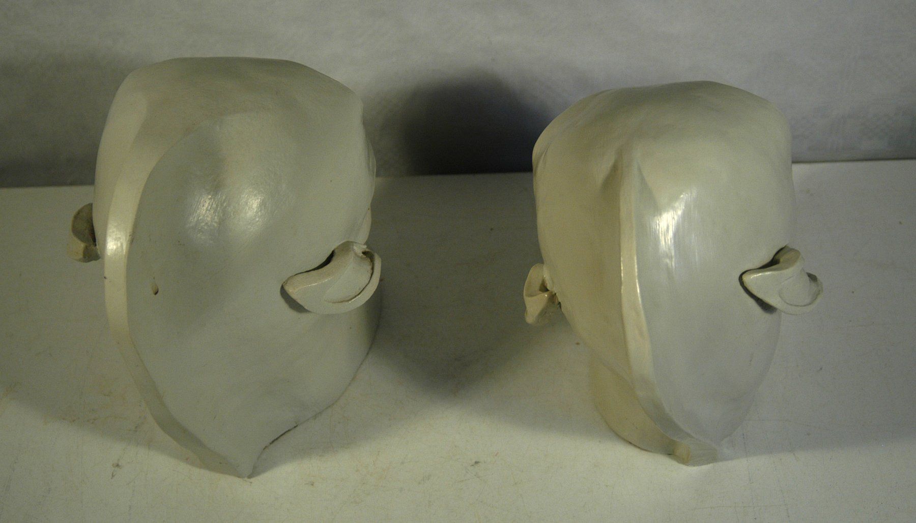 Skulpturen & Statuen: Skulptur 2 Köpfe einer signiert – Gebraucht aus Herisau von Wisen 6