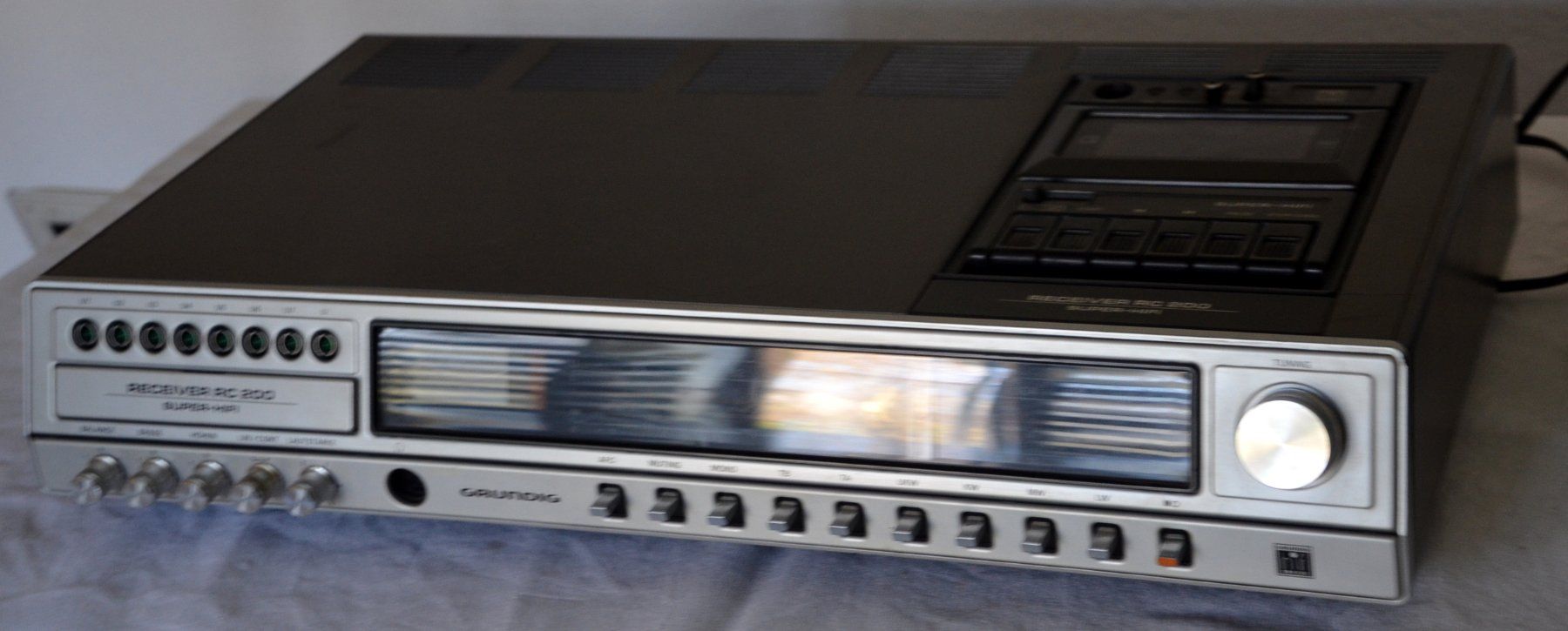 Grundig Lettore multimediale & Streamer: Grundig Receiver RC200 Kassettenrecorder – Usato da Collonges venduto da arashee 3